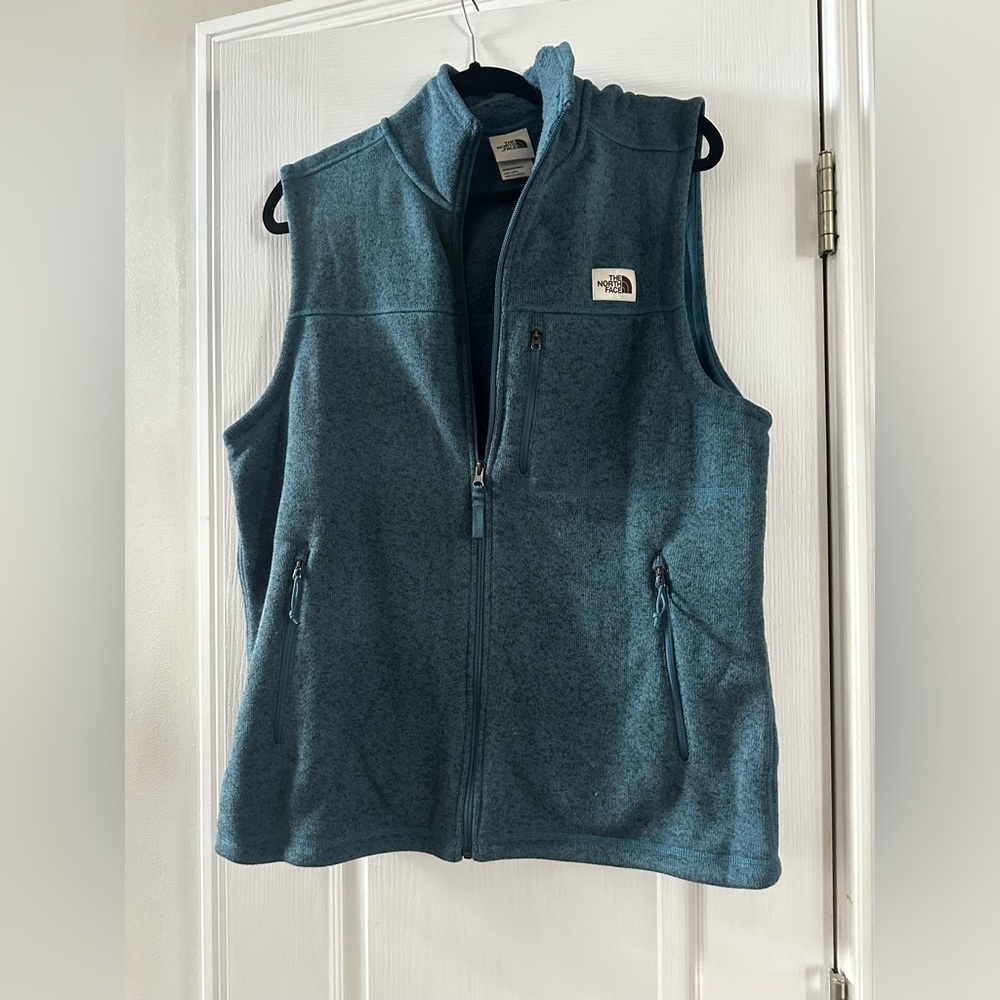 The North Face Men’s Fleece Vest- Excellent Condition